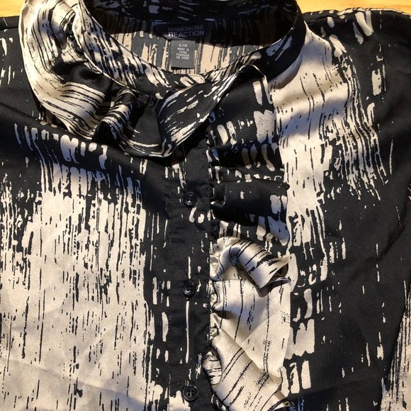 Women's Kenneth Cole Reaction Cap Sleeve 2-Tone Blouse - Picture 4 of 7